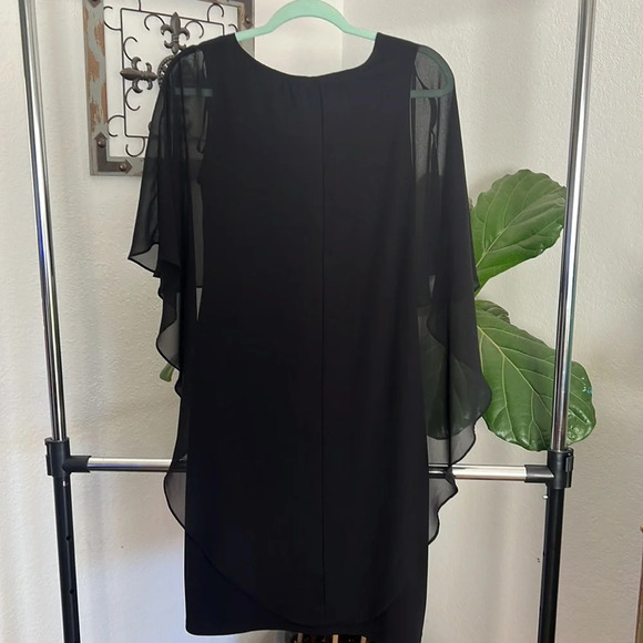 Glamour Women's Chiffon Capelet Dress. Size 10 - Picture 4 of 4